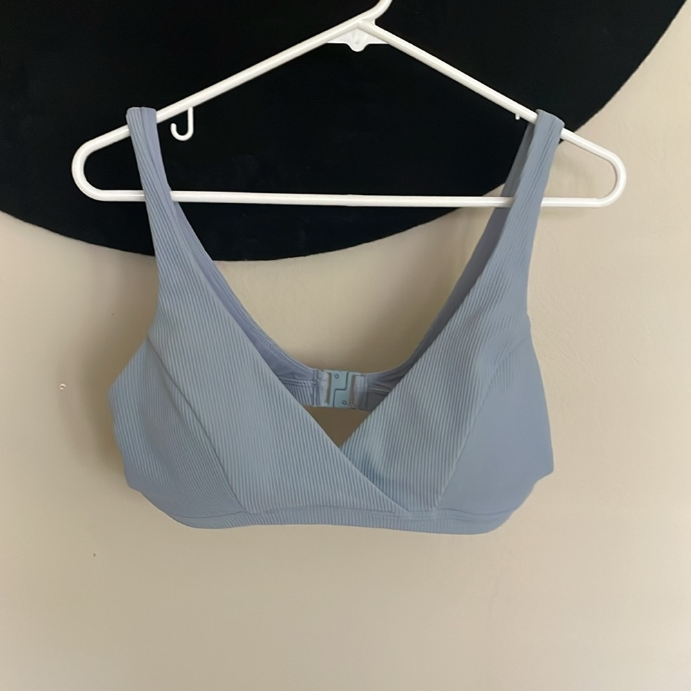 Clear waters lululemon swimsuit top